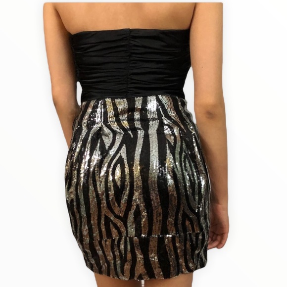 Black Zebra Print Sequins Dress - Picture 4 of 4